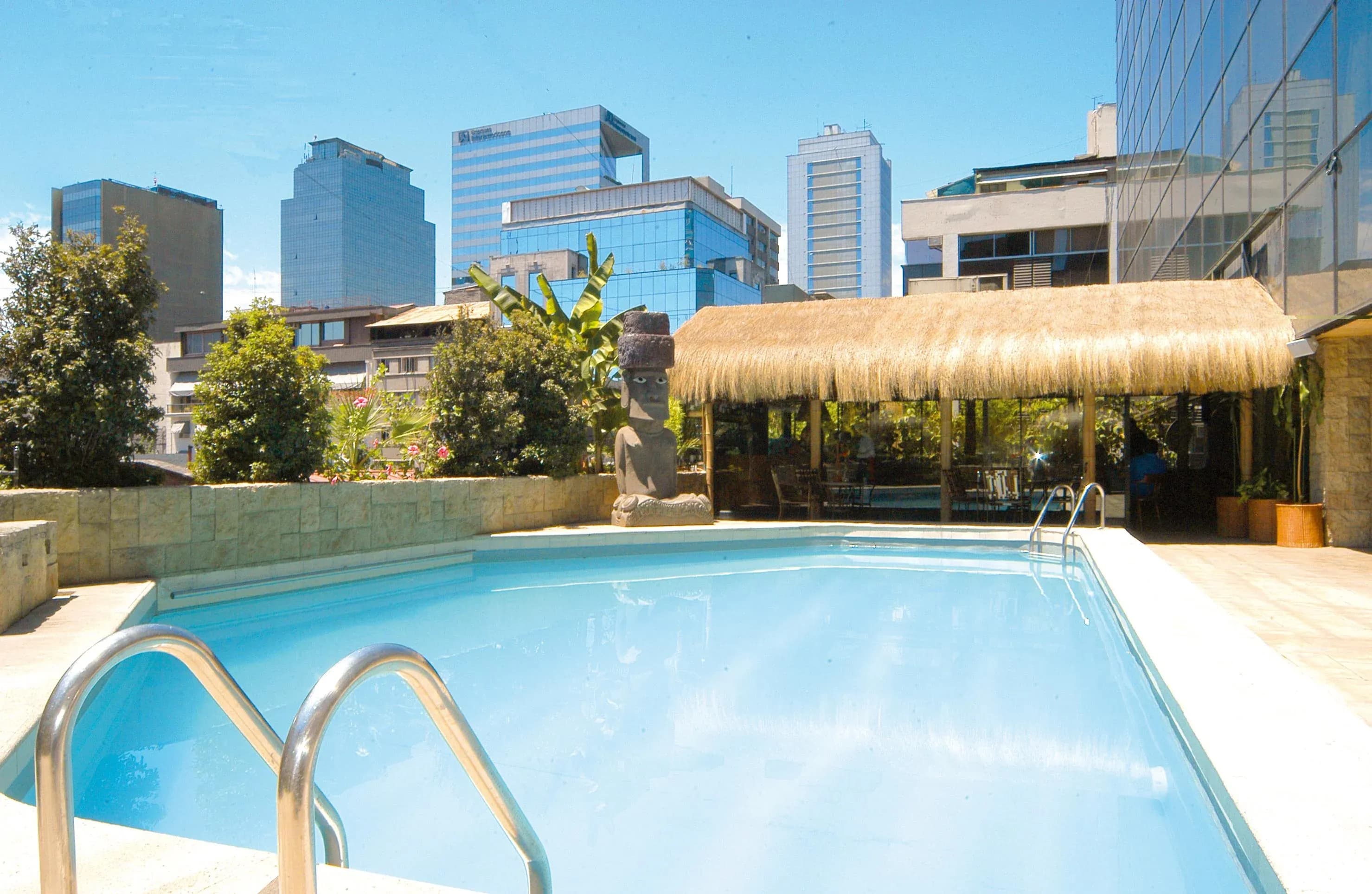 Piscina hotel